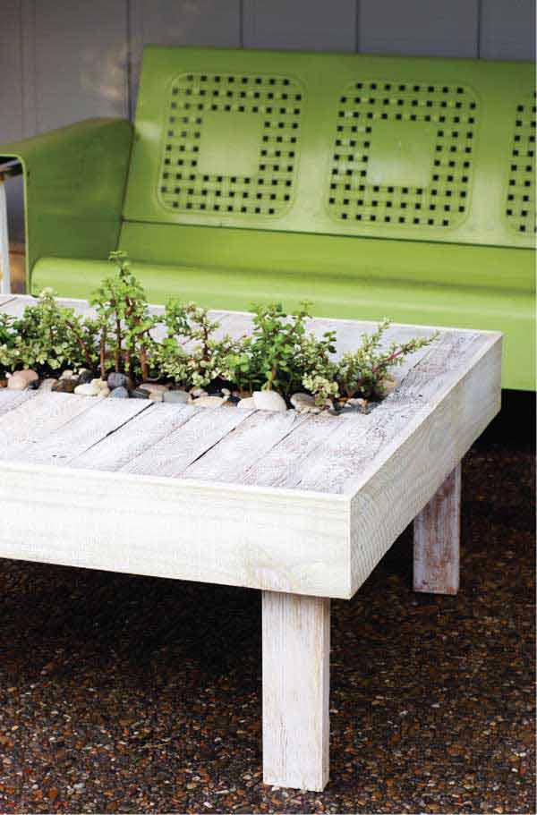 Diy_table_with_plants