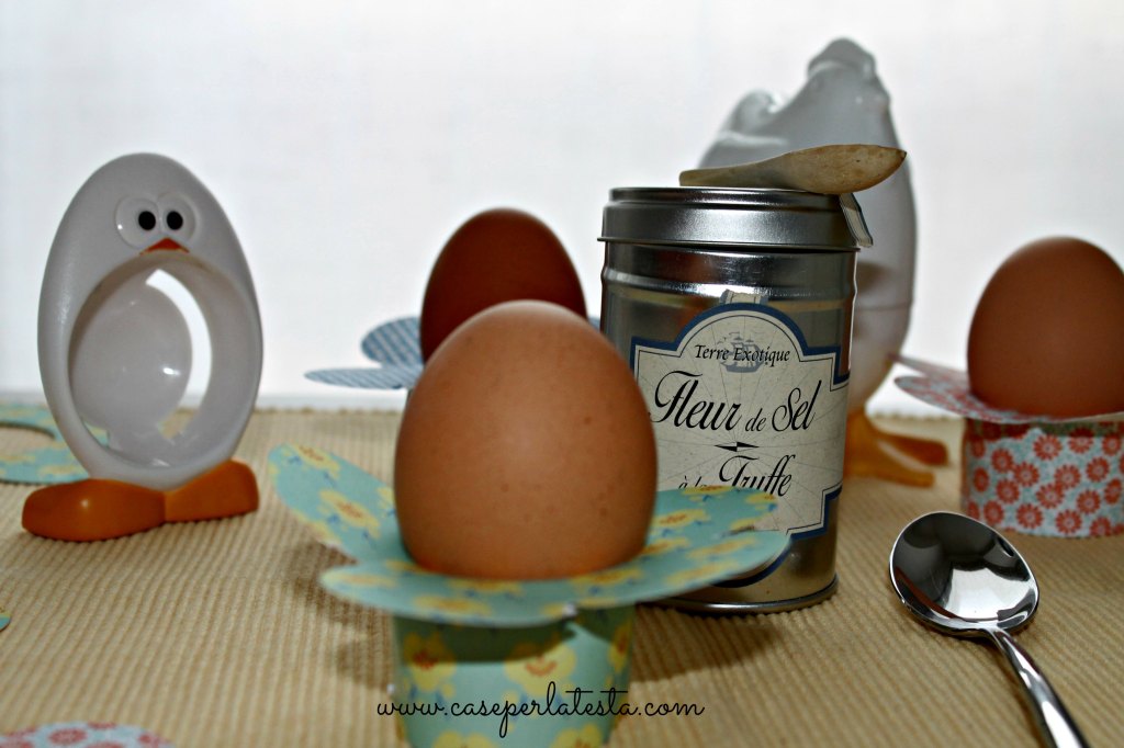 Porta uovo in carta in 5' * DIY 5' paper egg holder - Caseperlatesta